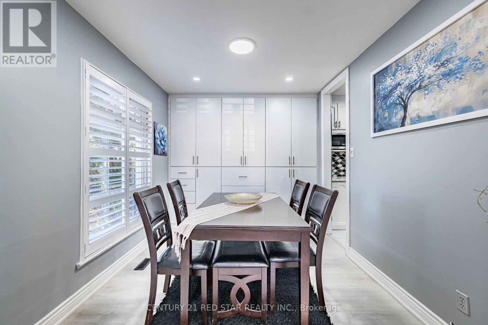 3 Flamingo Crescent, Brampton, Ontario  L6T 2G4 - Photo 9 - W12495212