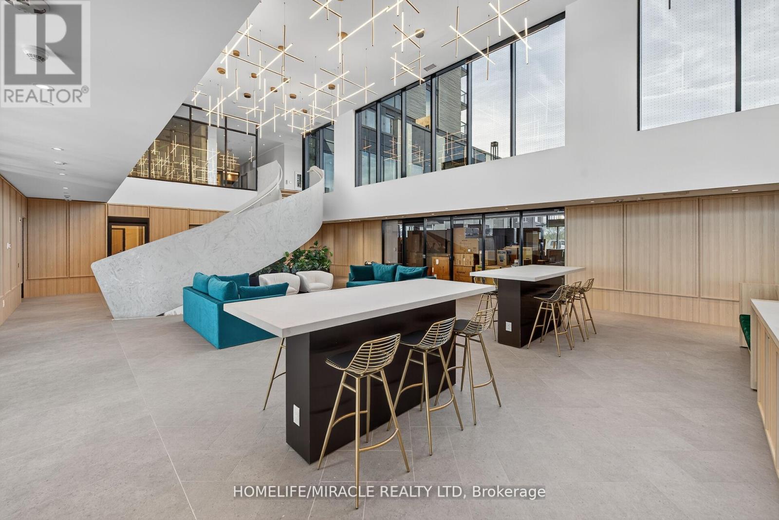 3079 Trafalgar Road, Oakville, Ontario  L6H 8C5 - Photo 11 - W12495232