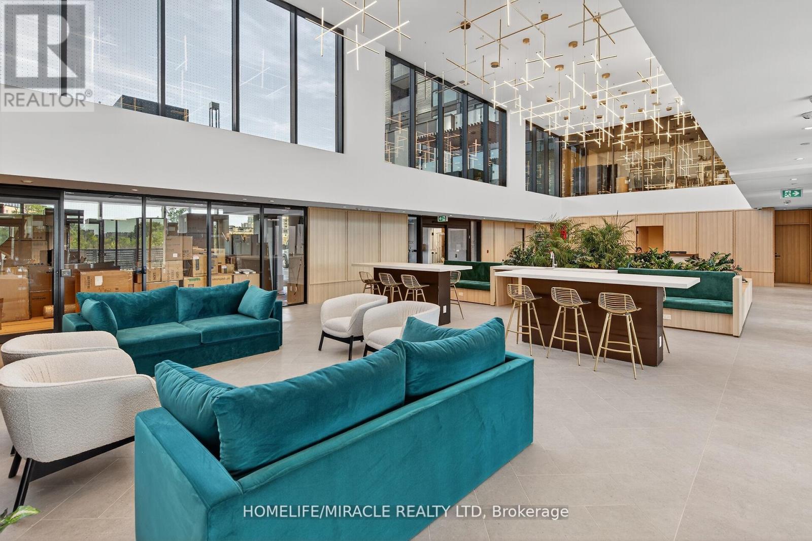 3079 Trafalgar Road, Oakville, Ontario  L6H 8C5 - Photo 15 - W12495232