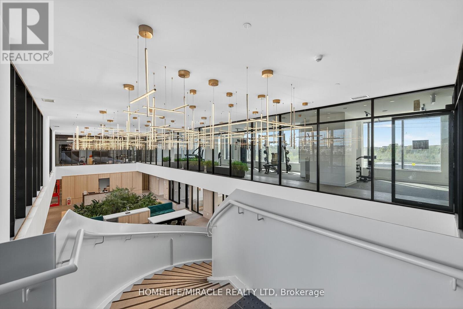 3079 Trafalgar Road, Oakville, Ontario  L6H 8C5 - Photo 18 - W12495232