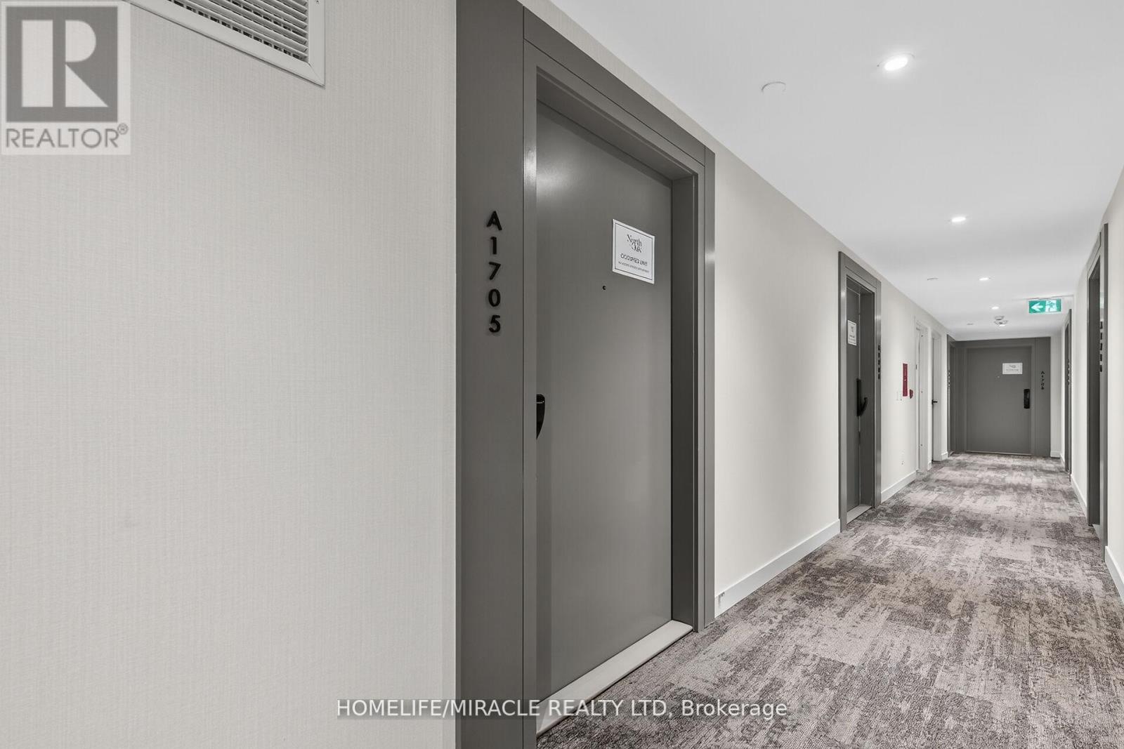 3079 Trafalgar Road, Oakville, Ontario  L6H 8C5 - Photo 21 - W12495232