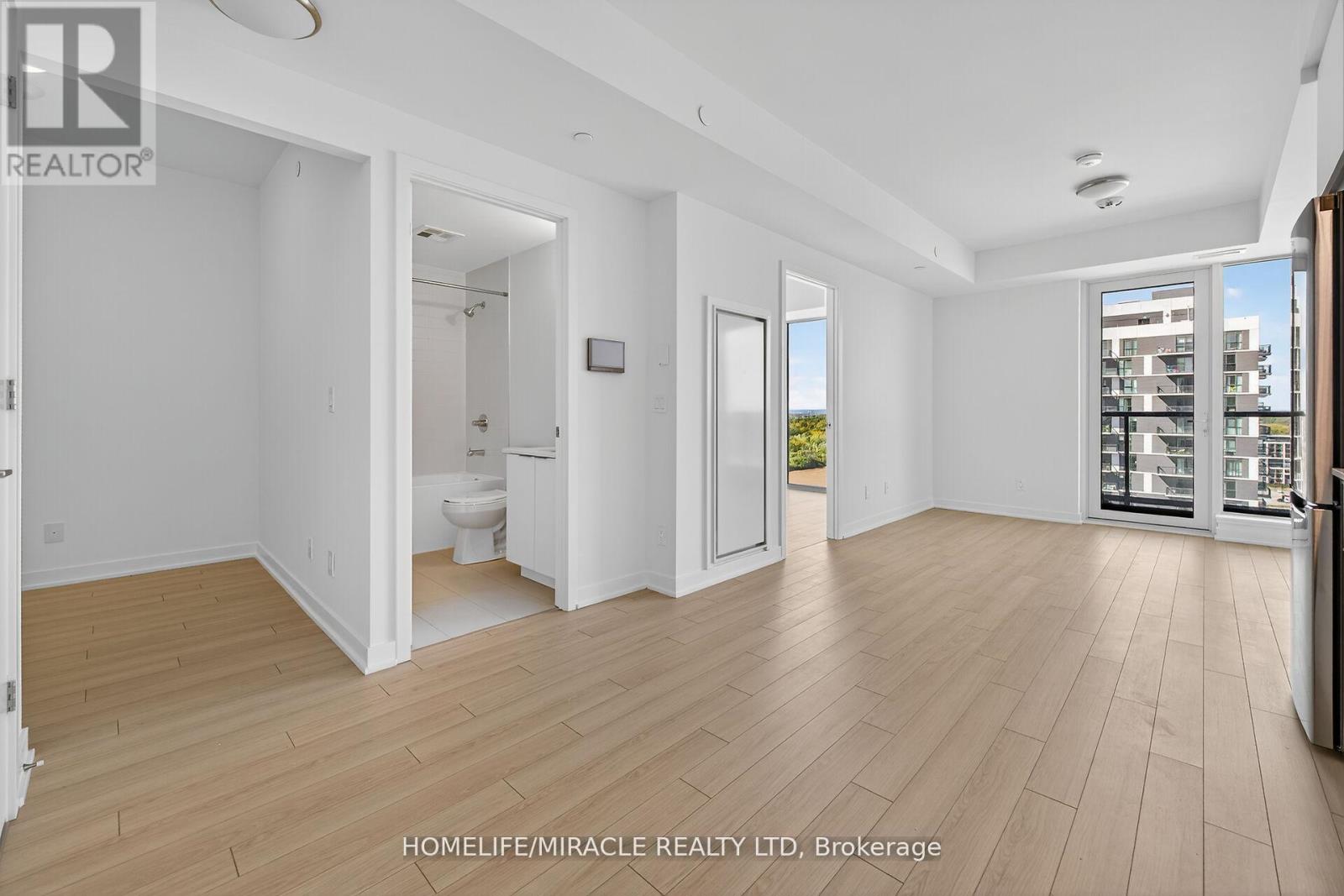 3079 Trafalgar Road, Oakville, Ontario  L6H 8C5 - Photo 24 - W12495232