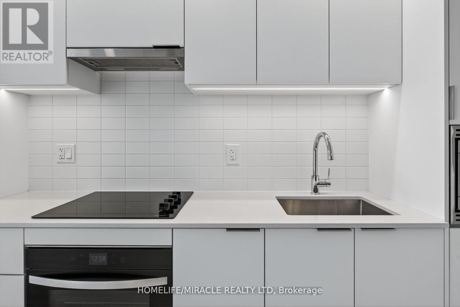 3079 Trafalgar Road, Oakville, Ontario  L6H 8C5 - Photo 30 - W12495232