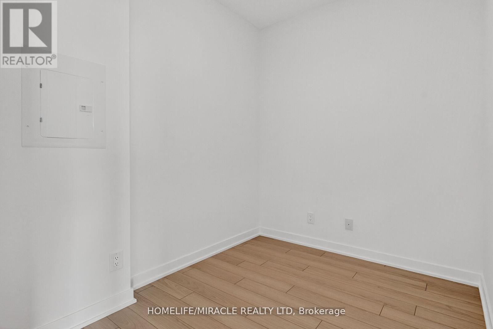 3079 Trafalgar Road, Oakville, Ontario  L6H 8C5 - Photo 43 - W12495232