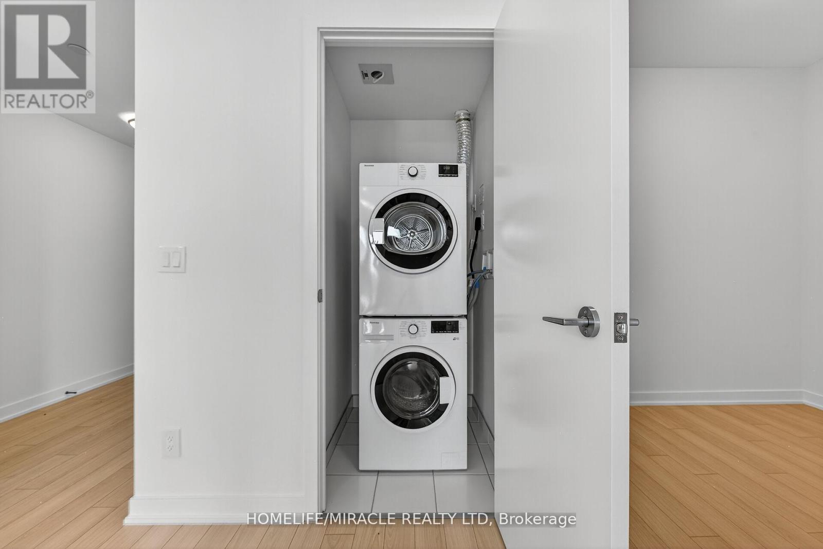 3079 Trafalgar Road, Oakville, Ontario  L6H 8C5 - Photo 45 - W12495232