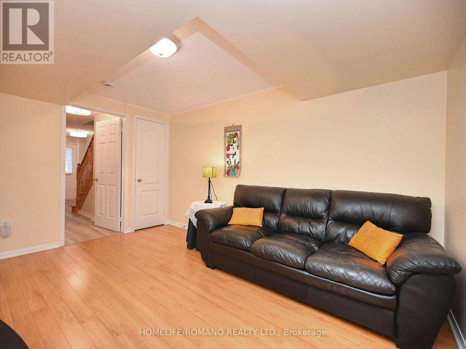 132 - 3030 Breakwater Court, Mississauga (Cooksville), Ontario  L5B 4N5 - Photo 10 - W12495238