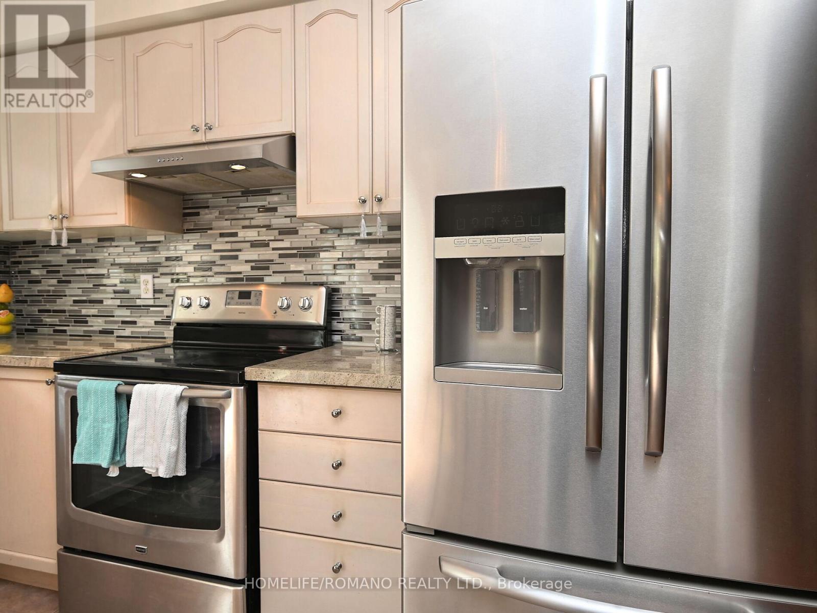 132 - 3030 Breakwater Court, Mississauga (Cooksville), Ontario  L5B 4N5 - Photo 27 - W12495238