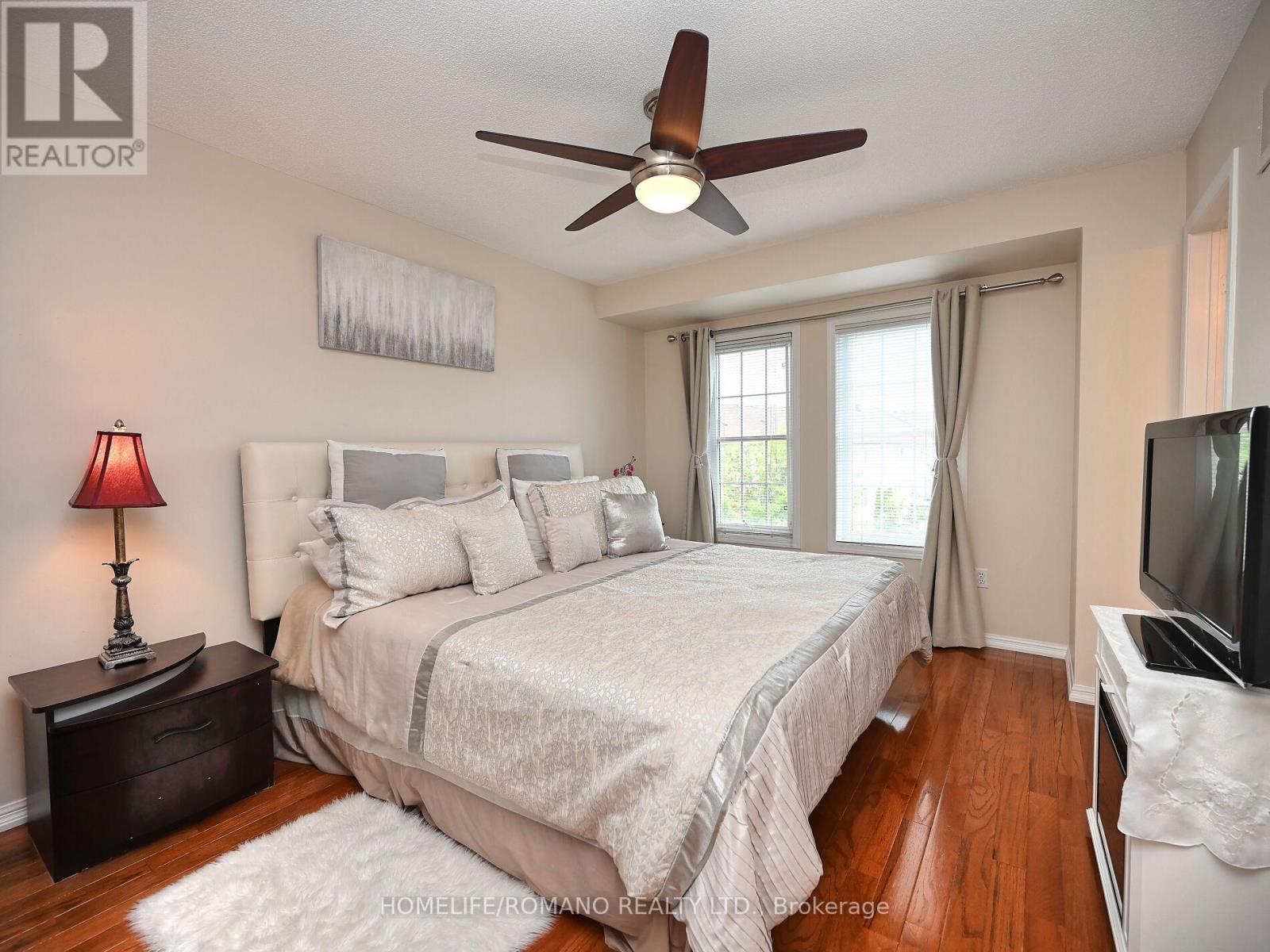 132 - 3030 Breakwater Court, Mississauga (Cooksville), Ontario  L5B 4N5 - Photo 31 - W12495238