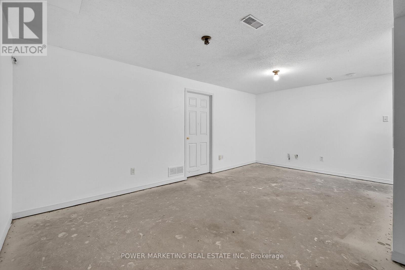 9 Carwood Circle E, Ottawa, Ontario  K1K 4V4 - Photo 34 - X12458448