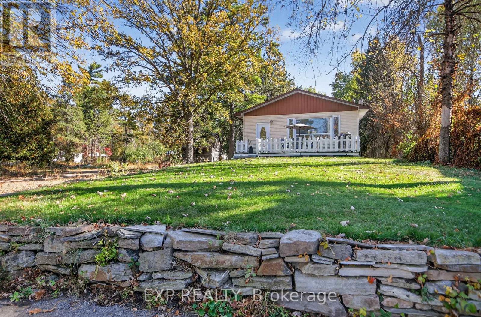 96 Constance Lake Road, Ottawa, Ontario  K2K 1X7 - Photo 3 - X12465998