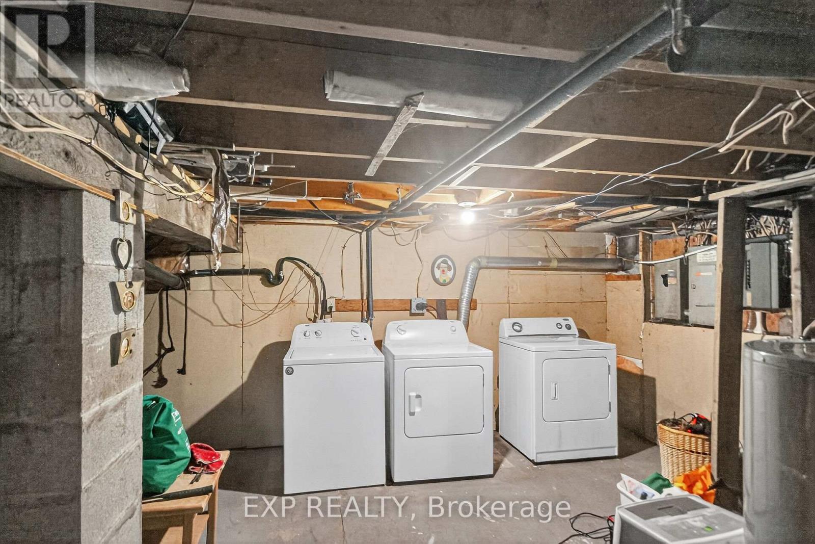 96 Constance Lake Road, Ottawa, Ontario  K2K 1X7 - Photo 40 - X12465998