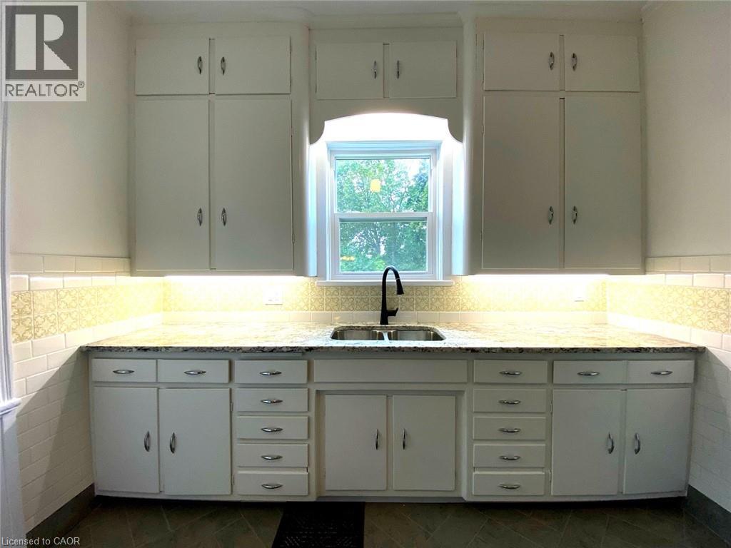 81 St George Street, Kitchener, Ontario  N2G 2T1 - Photo 7 - 40766538