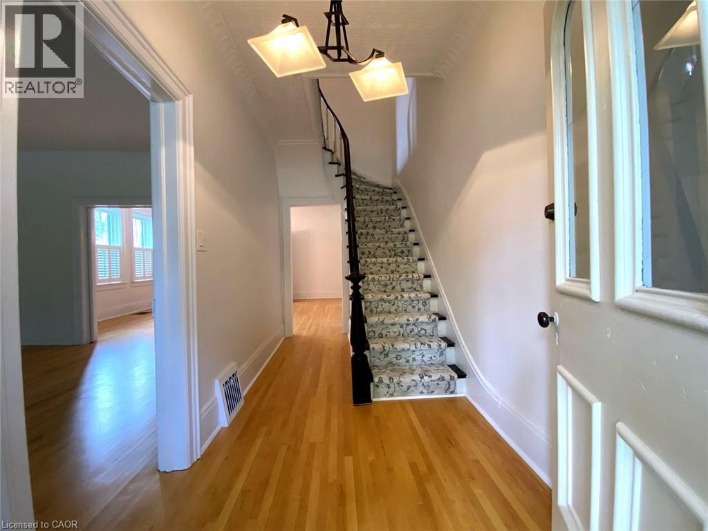 81 St George Street, Kitchener, Ontario  N2G 2T1 - Photo 2 - 40766538