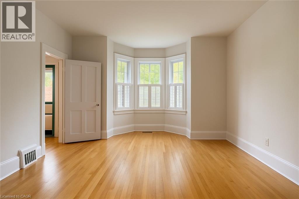 81 St George Street, Kitchener, Ontario  N2G 2T1 - Photo 3 - 40766538