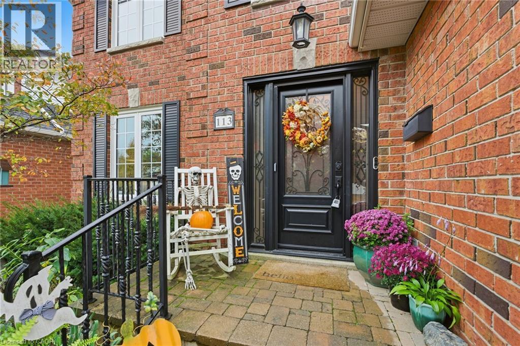 113 Brian Boulevard, Waterdown, Ontario  L8B 0C8 - Photo 2 - 40780722