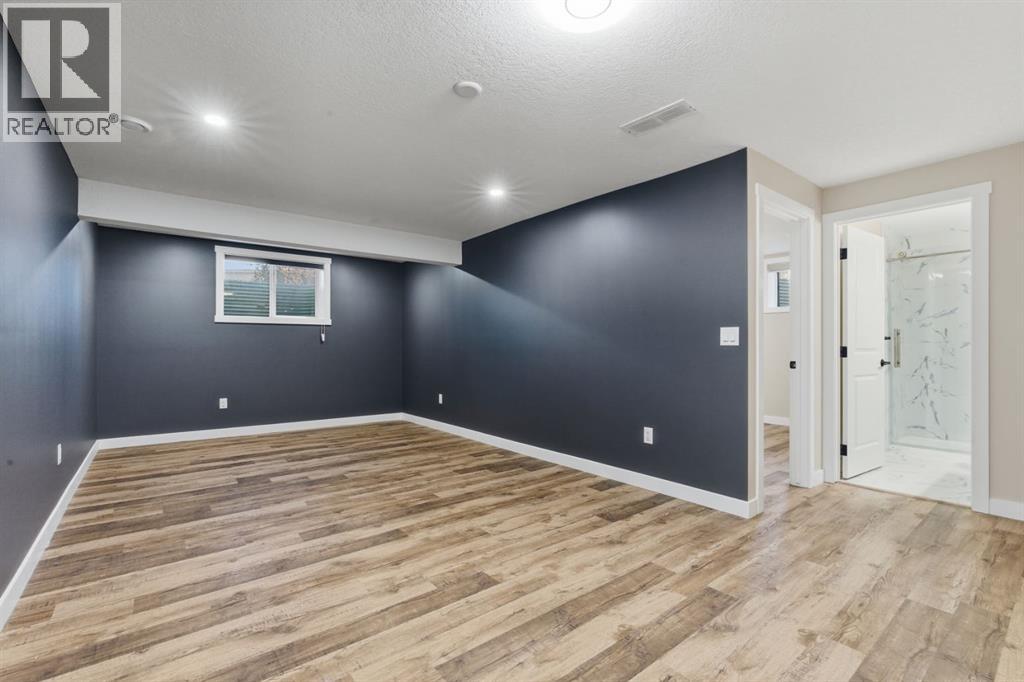 64 Cougarstone Square Sw, Calgary, Alberta  T3H 5J4 - Photo 36 - A2262348