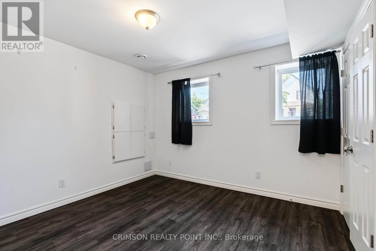 11 Edith Street, St. Catharines, Ontario  L2S 2P6 - Photo 18 - X12494964