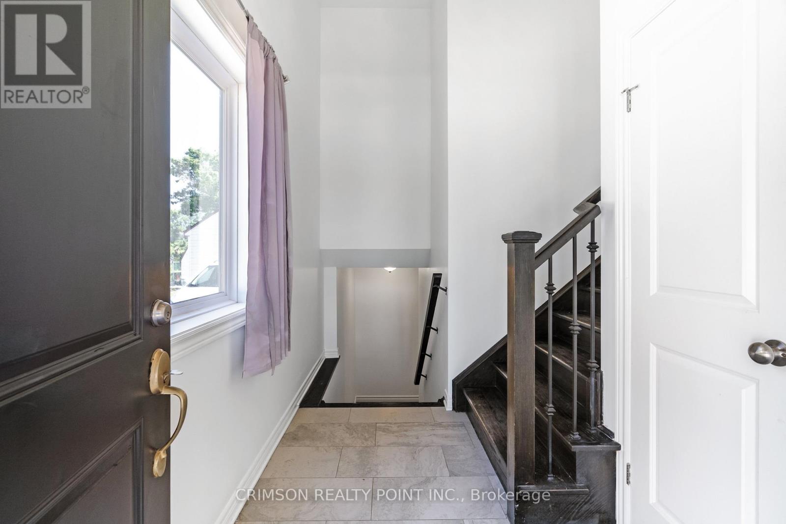 11 Edith Street, St. Catharines, Ontario  L2S 2P6 - Photo 3 - X12494964