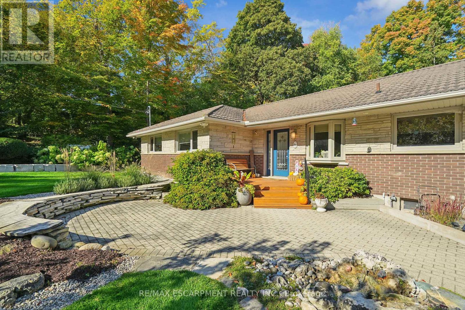 6 Beech Street, Guelph/eramosa, Ontario  N1H 6J3 - Photo 3 - X12495040