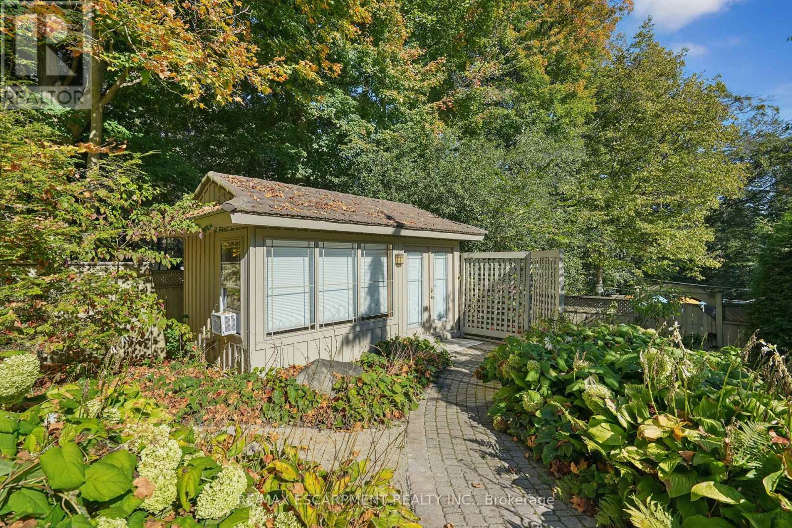 6 Beech Street, Guelph/eramosa, Ontario  N1H 6J3 - Photo 34 - X12495040