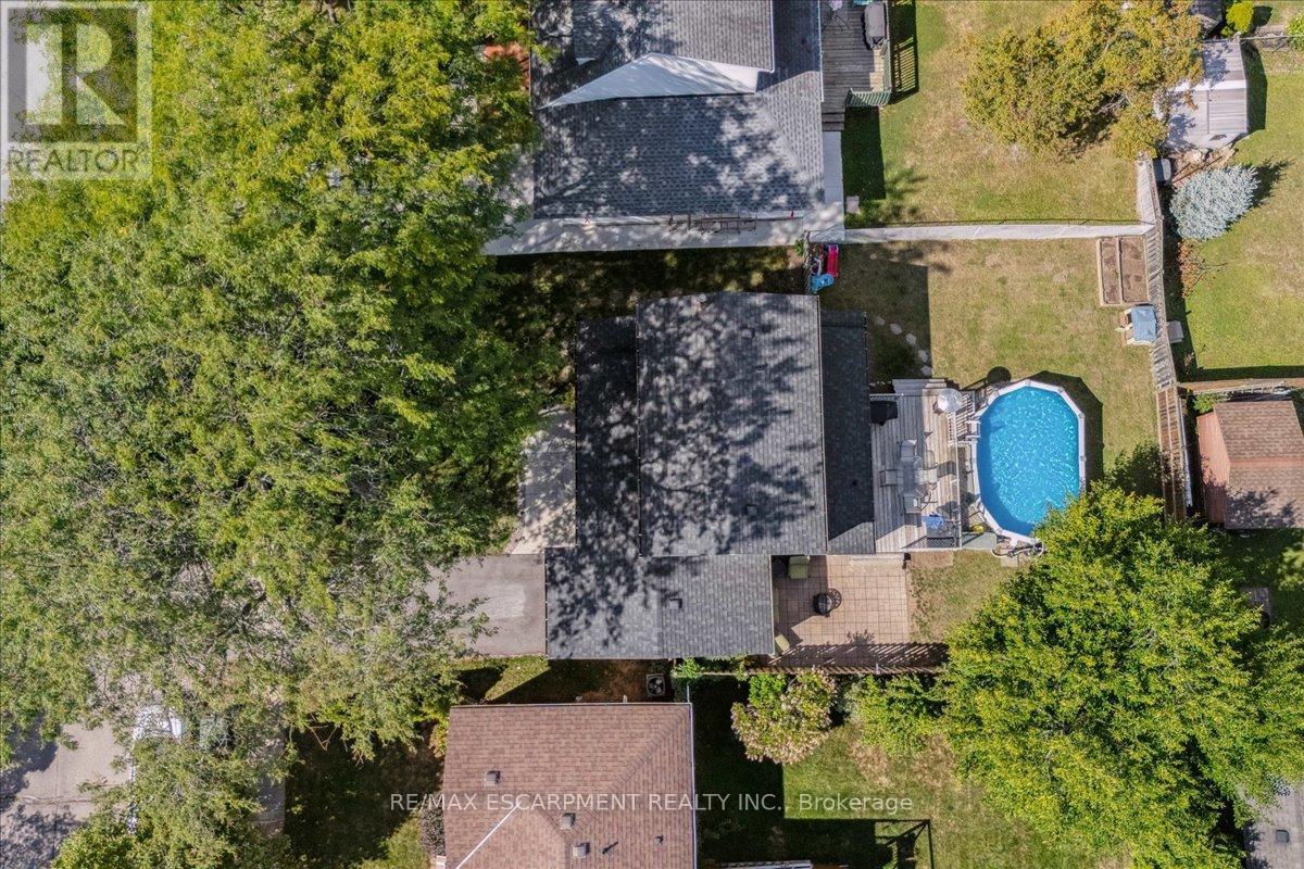 9 Inglewood Street, Brantford, Ontario  N3P 1A4 - Photo 35 - X12495074