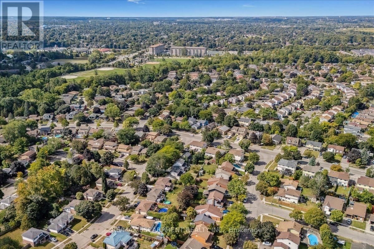 9 Inglewood Street, Brantford, Ontario  N3P 1A4 - Photo 37 - X12495074