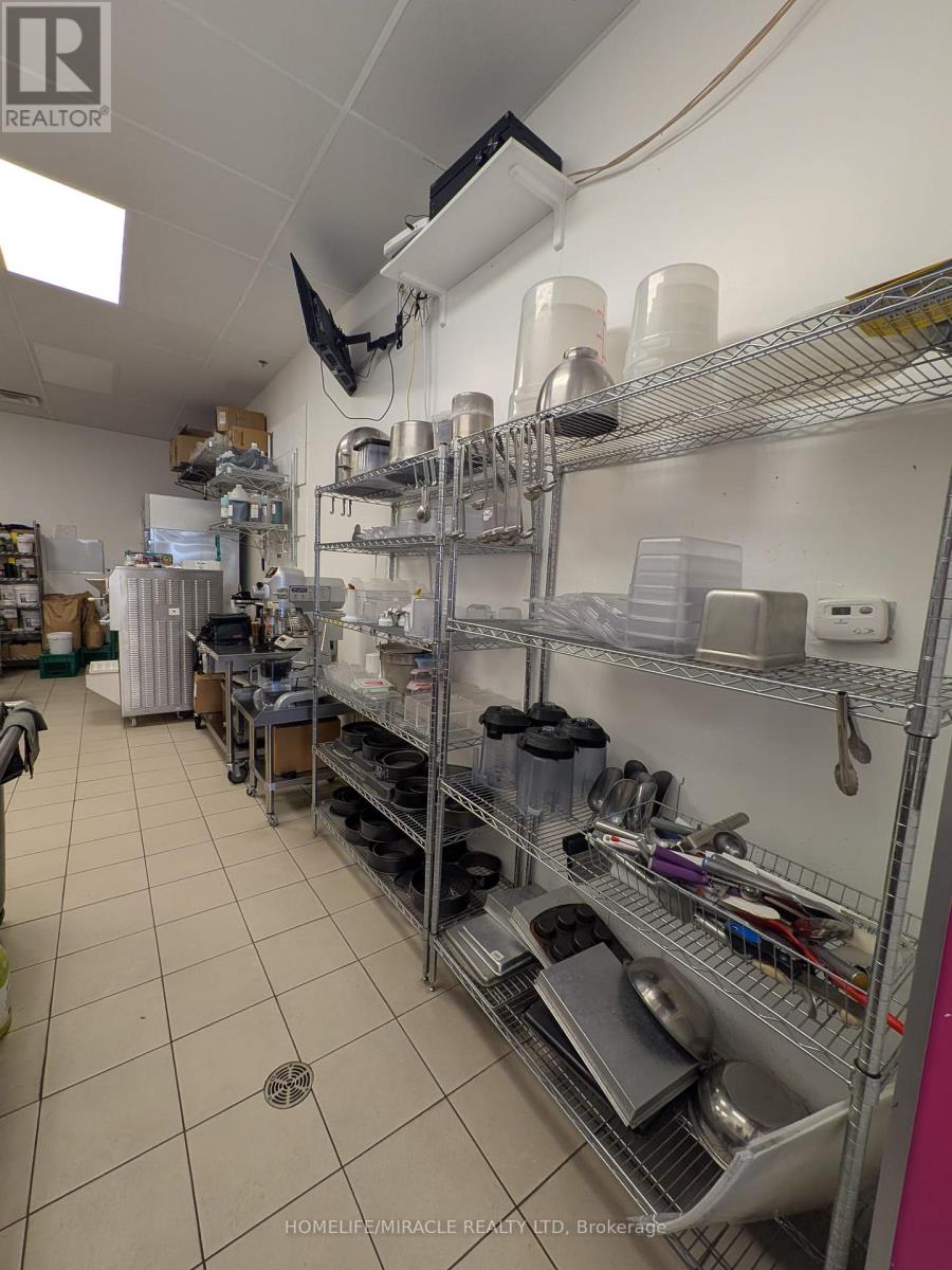 410 St. Clair Street, Chatham-Kent, Ontario  N7L 3K4 - Photo 14 - X12495090