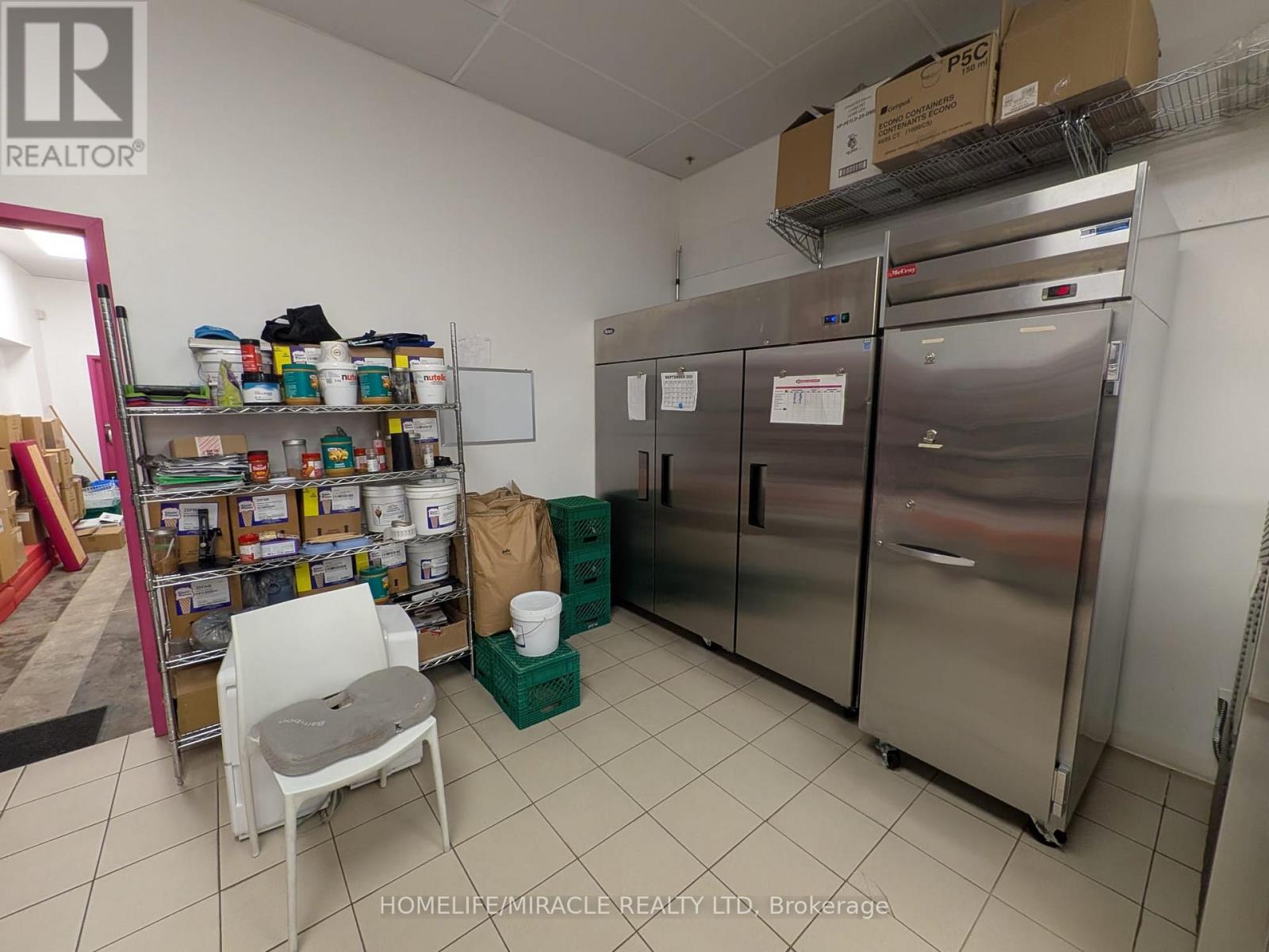 410 St. Clair Street, Chatham-Kent, Ontario  N7L 3K4 - Photo 16 - X12495090