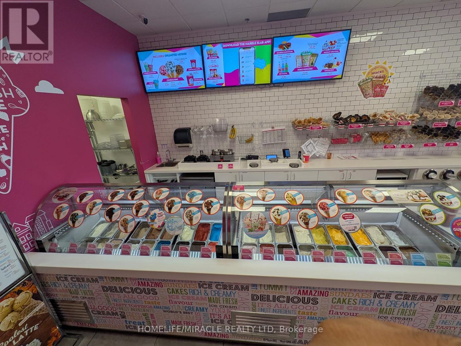 410 St. Clair Street, Chatham-Kent, Ontario  N7L 3K4 - Photo 4 - X12495090