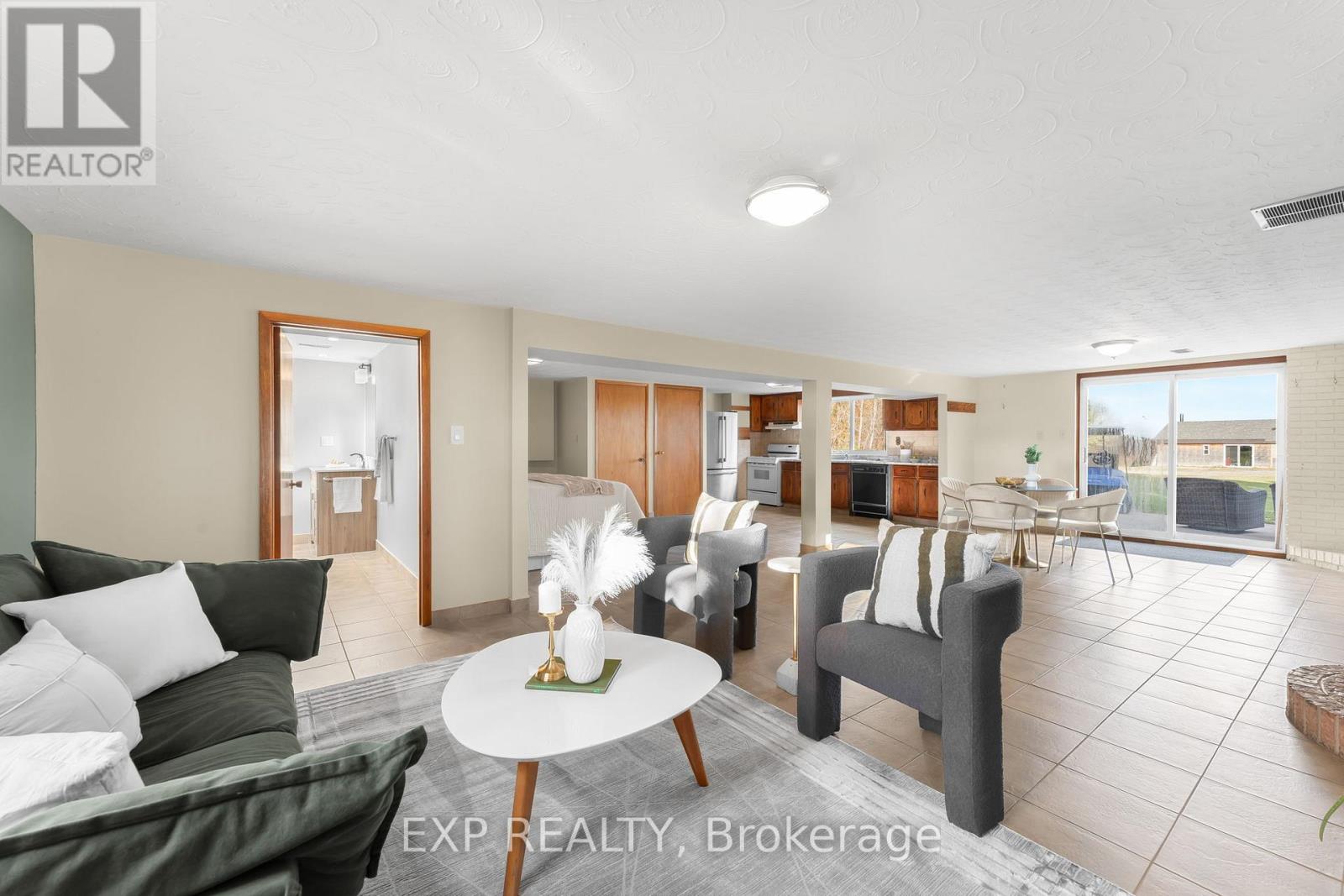 548 Millgrove Side Road, Hamilton (Dundas), Ontario  L9H 5E2 - Photo 3 - X12495106