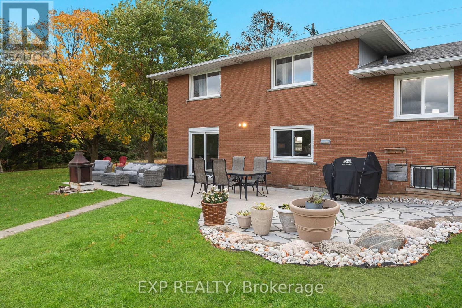 548 Millgrove Side Road, Hamilton (Dundas), Ontario  L9H 5E2 - Photo 4 - X12495106