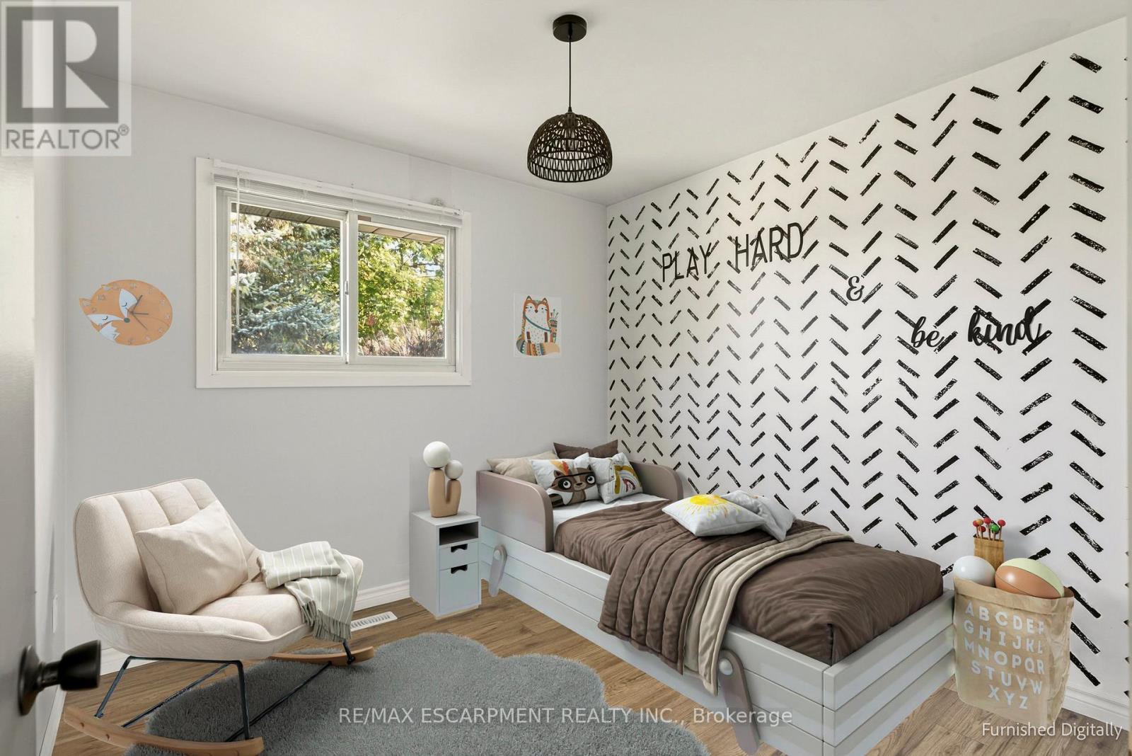 12 Ridley Heights Drive, St. Catharines, Ontario  L2S 2J2 - Photo 21 - X12495192