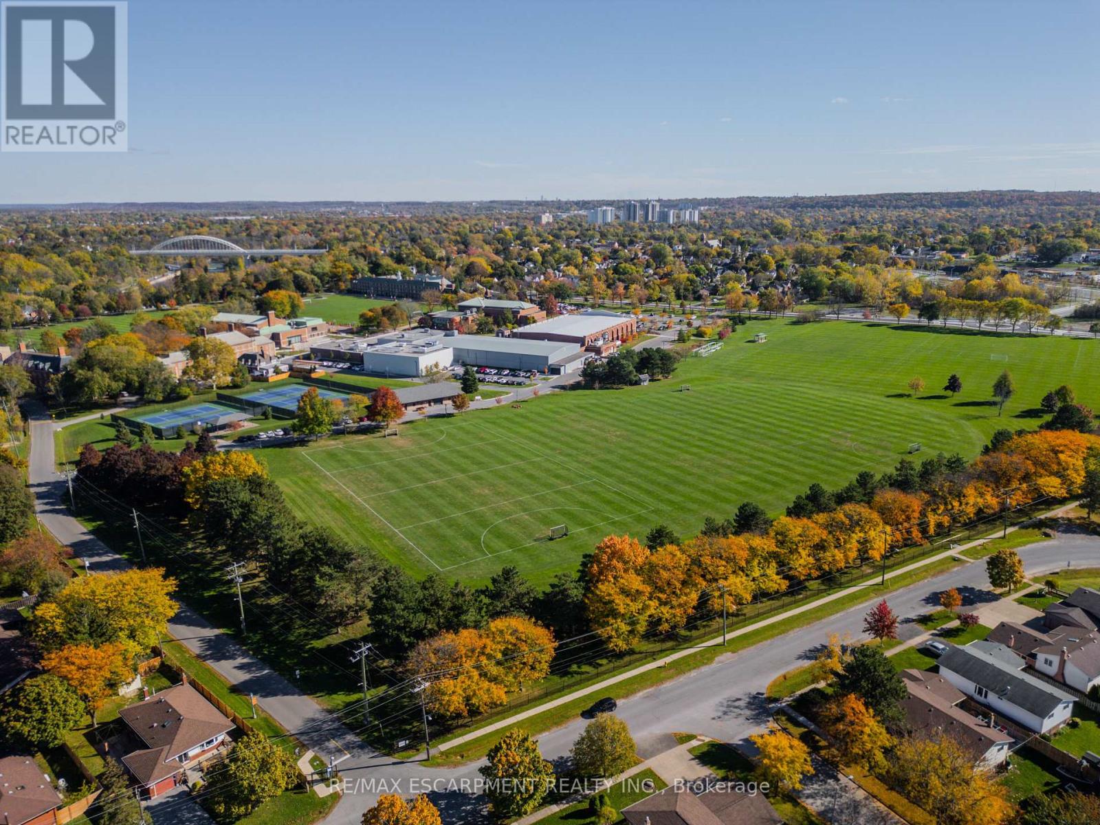 12 Ridley Heights Drive, St. Catharines, Ontario  L2S 2J2 - Photo 49 - X12495192