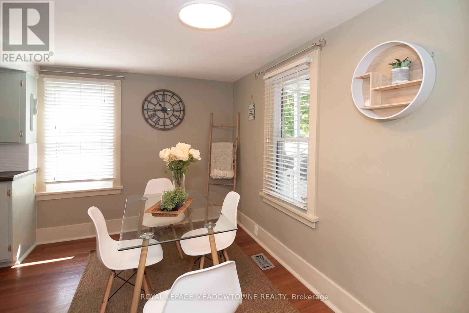 5853 Mcleod Road, Niagara Falls, Ontario  L2G 3E5 - Photo 11 - X12495218