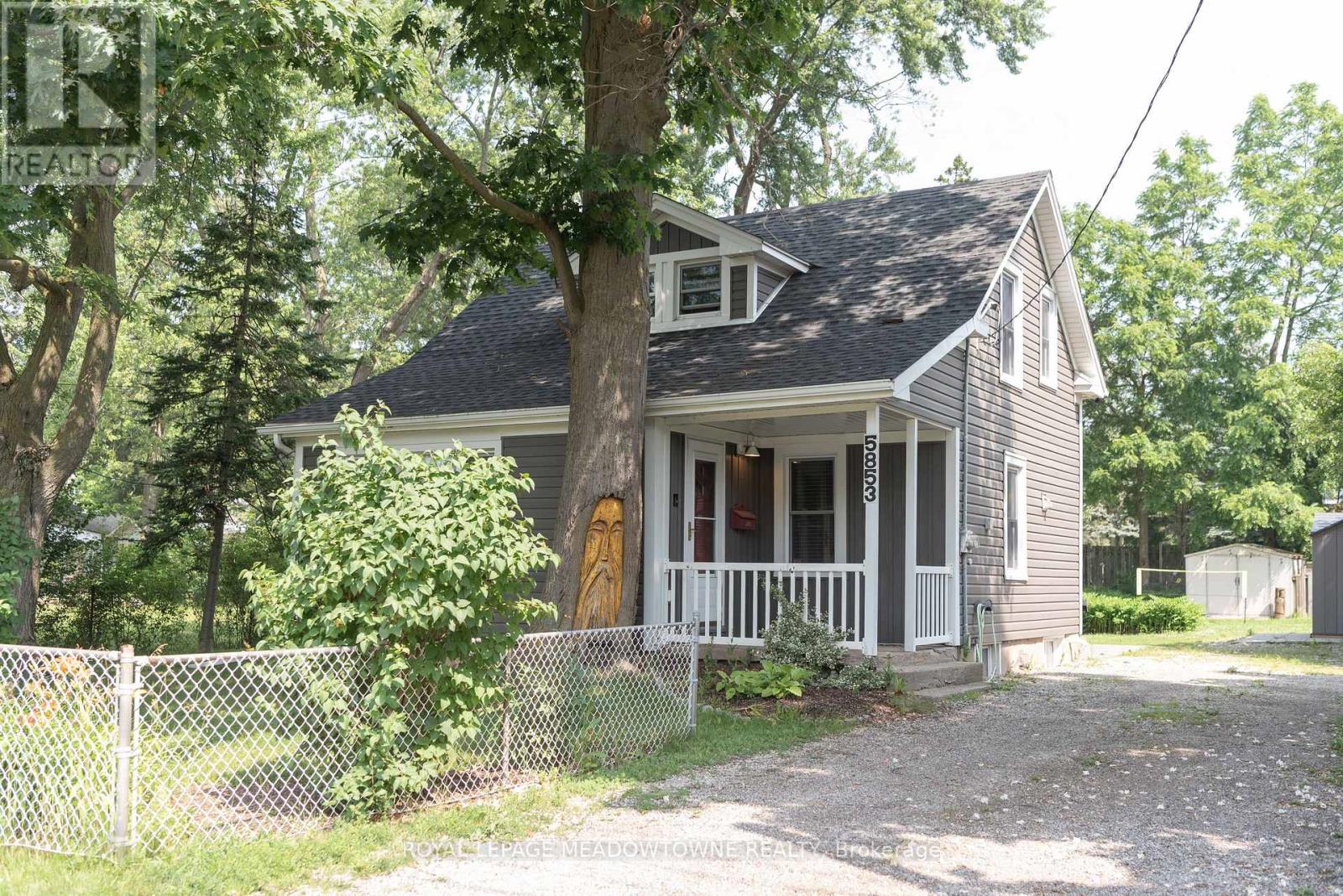 5853 Mcleod Road, Niagara Falls, Ontario  L2G 3E5 - Photo 2 - X12495218