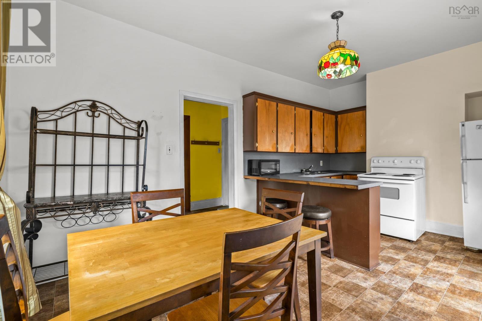 5792 West Street, Halifax, Nova Scotia  B3K 1H8 - Photo 12 - 202526831