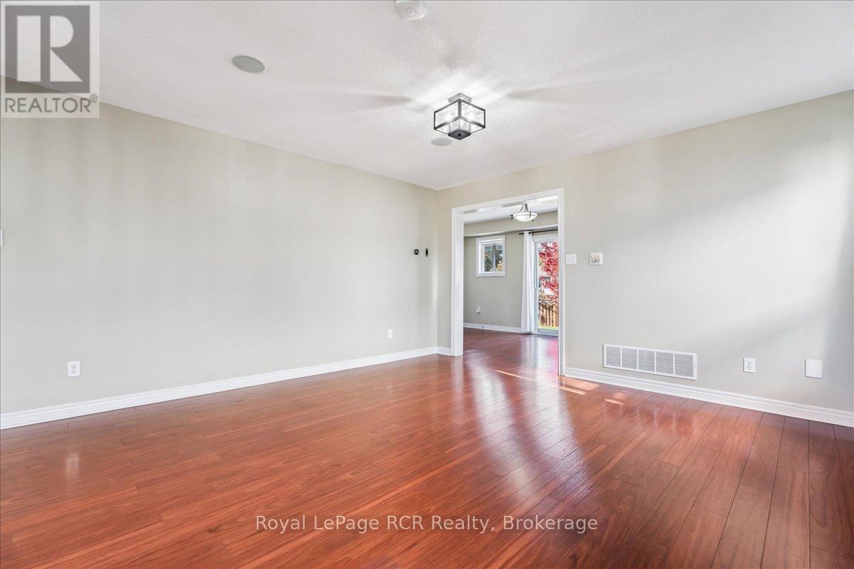 1462 14th Avenue E, Owen Sound, Ontario  N4K 0A1 - Photo 10 - X12492164