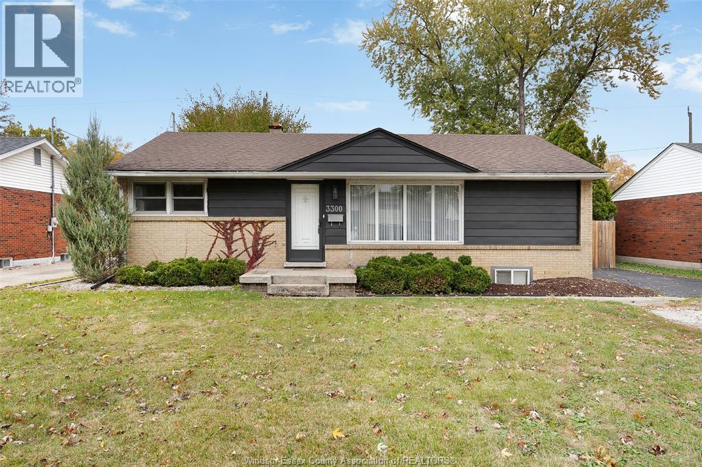 MLS# 25027640: 3300 MARK, Windsor, Canada
