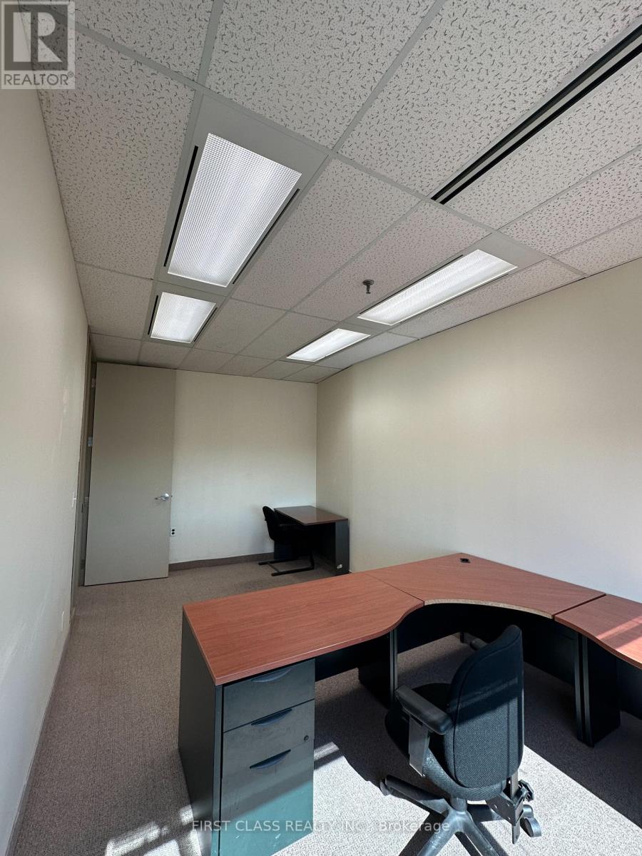 310 - 3550 Victoria Park Avenue, Toronto, Ontario M2H 2N5 - Photo 8 - C12466224