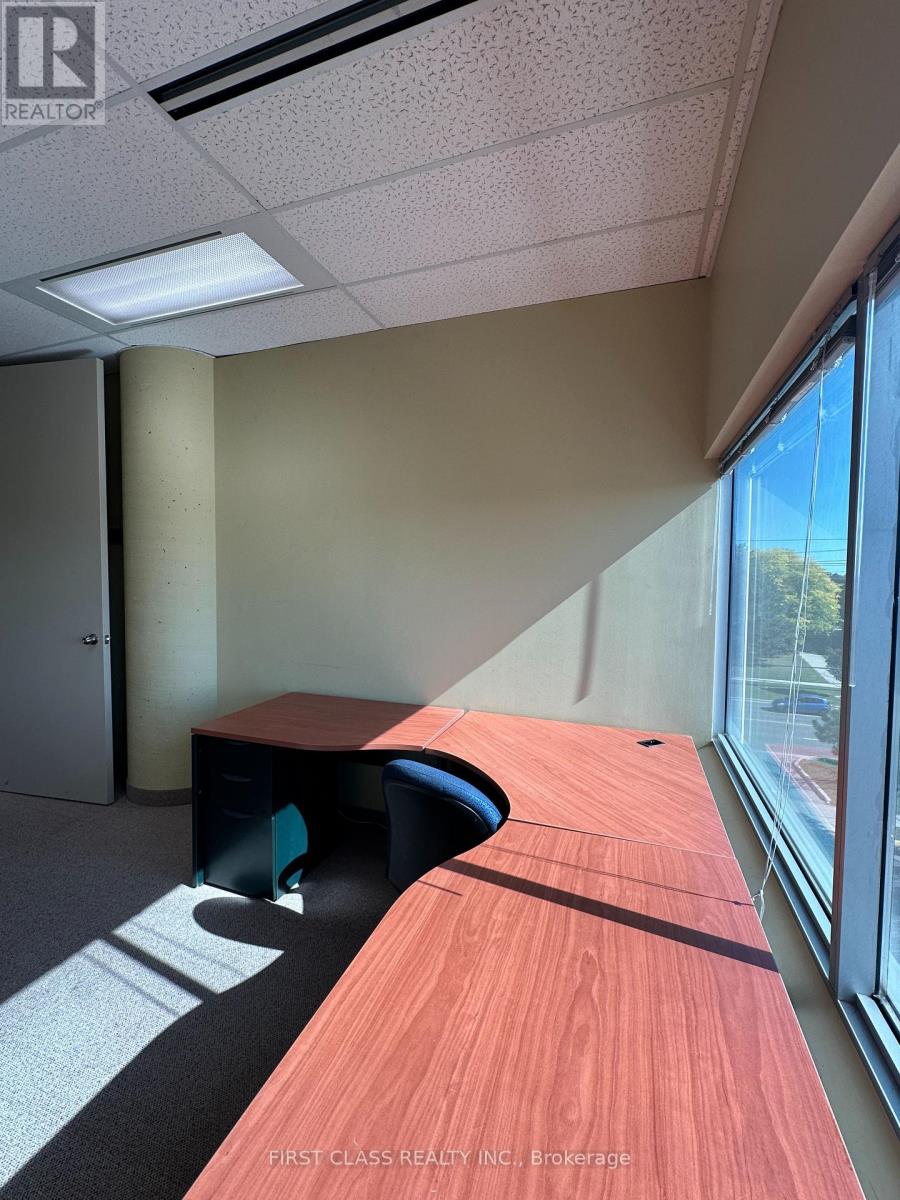 310 - 3550 Victoria Park Avenue, Toronto, Ontario M2H 2N5 - Photo 4 - C12466224