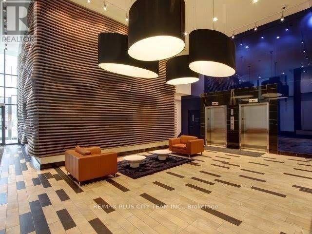 519 - 111 Bathurst Street, Toronto, Ontario  M5V 0M9 - Photo 10 - C12486758