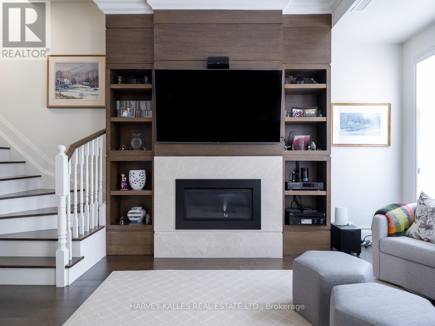 A - 2460 Bayview Avenue, Toronto, Ontario  M2L 0A3 - Photo 4 - C12493702