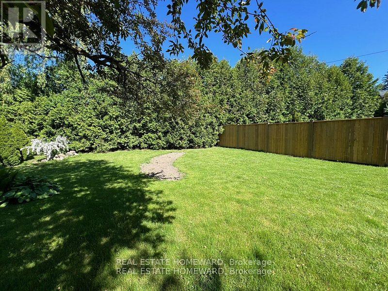 200 Ontario Street, Port Hope, Ontario  L1A 2V7 - Photo 2 - X12495150