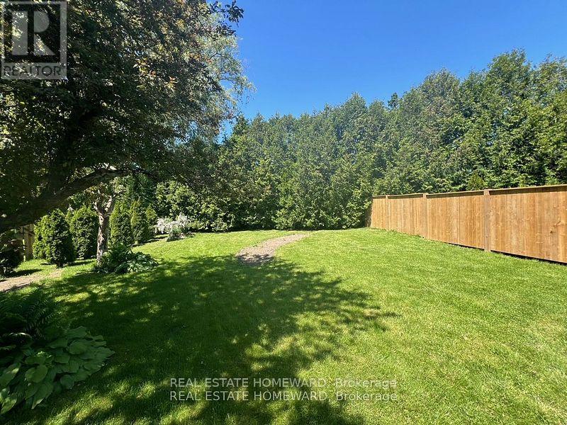 200 Ontario Street, Port Hope, Ontario  L1A 2V7 - Photo 3 - X12495150