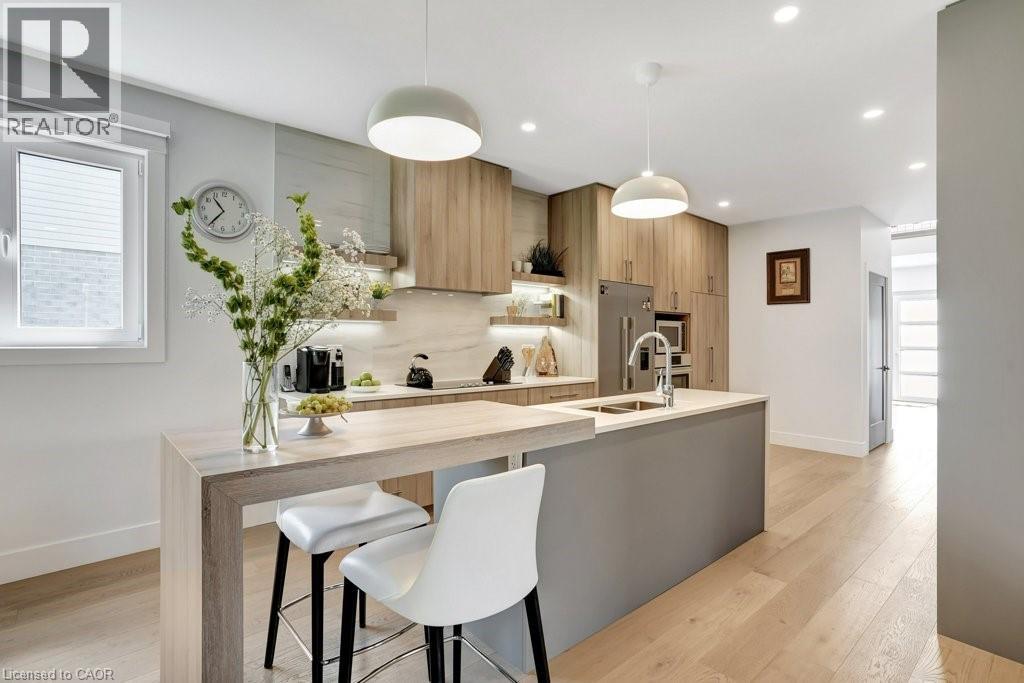 2208 Red Thorne Avenue, London, Ontario  N6P 0E9 - Photo 13 - 40784545