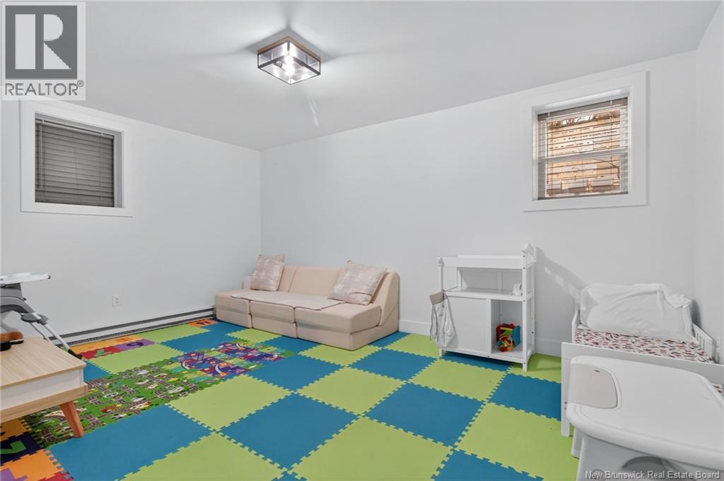 300 Westmount Boulevard, Moncton, New Brunswick  E1E 1V5 - Photo 36 - NB128529