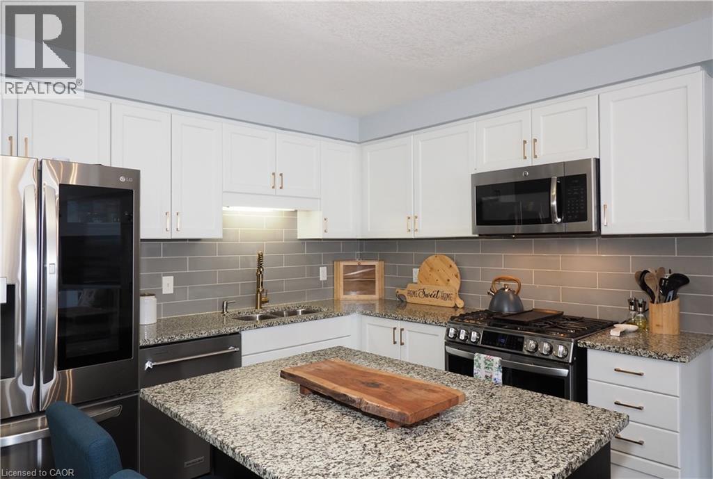 1989 Ottawa Street S Unit# 11, Kitchener, Ontario  N2E 0G7 - Photo 14 - 40747597