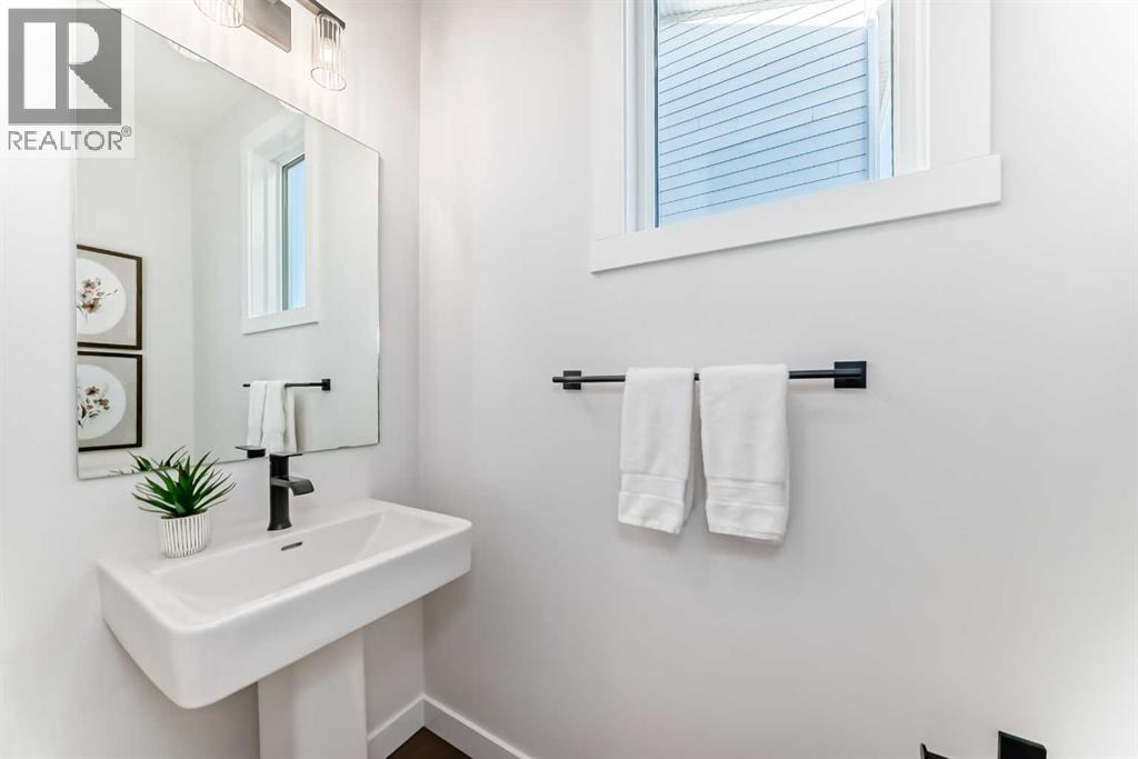 211 Perch Bend, Rural Rocky View County, Alberta  T3Z 0J9 - Photo 30 - A2250129