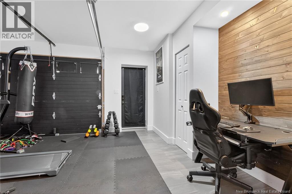 300 Westmount Boulevard, Moncton, New Brunswick  E1E 1V5 - Photo 41 - NB128529