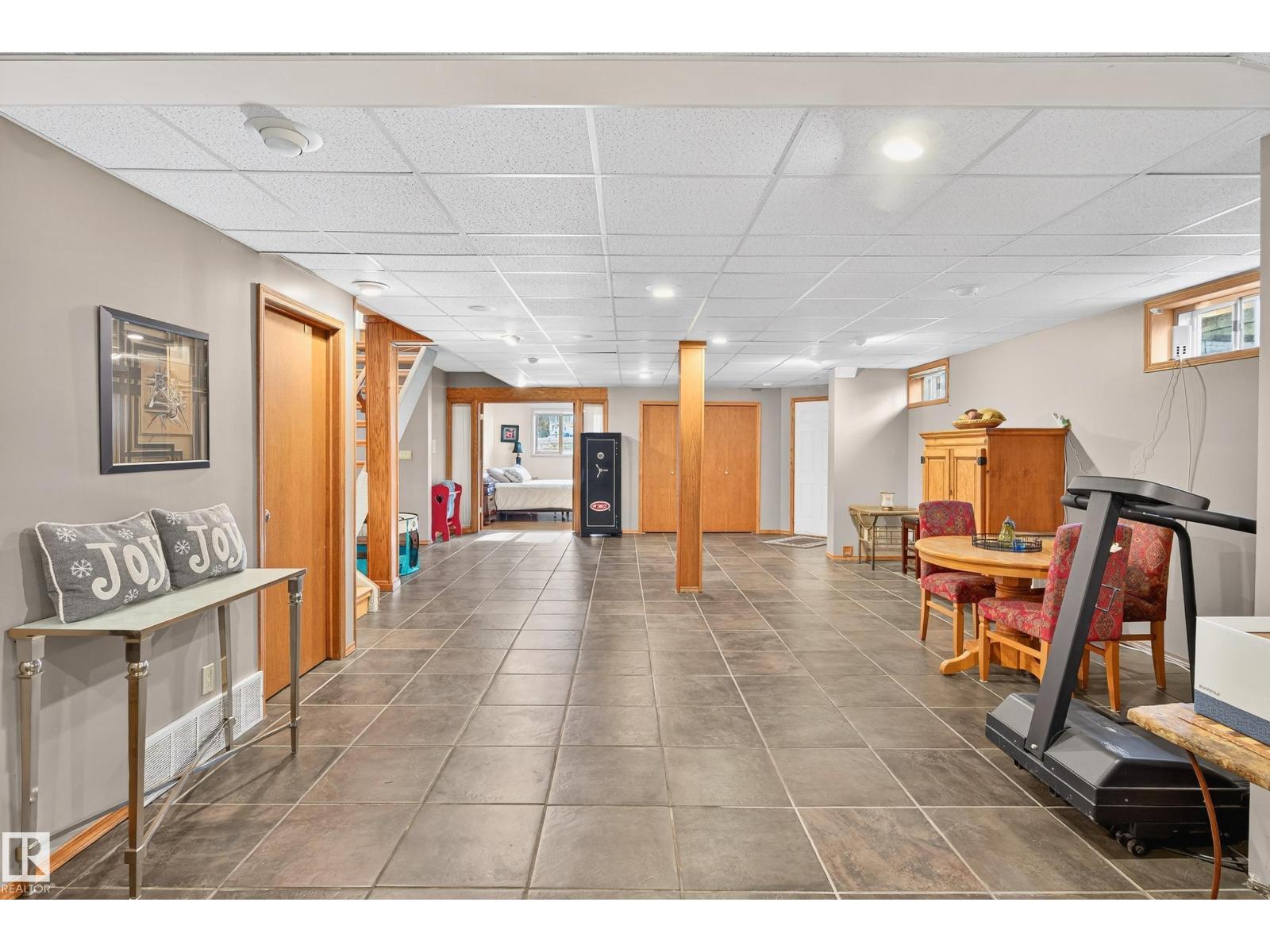 24 Valleyview Cr, Rural Sturgeon County, Alberta  T8T 0C5 - Photo 32 - E4463369